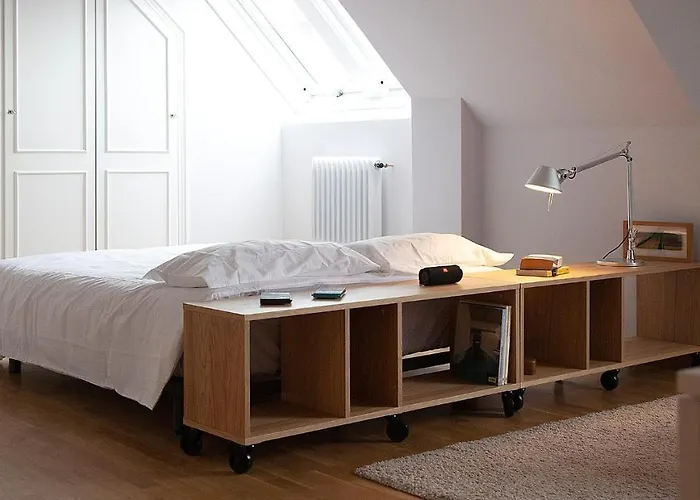 Estudio En Atico, Diafano Centrico. Parking * Oviedo